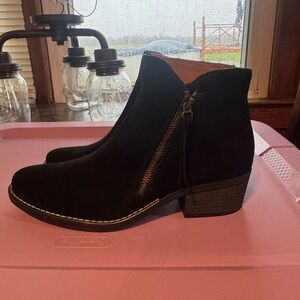 White Mountain Black Suede Side-Zip Ankle Booties